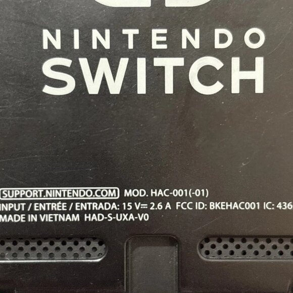 Nintendo Switch Console Bundle With 3 Games & Controller 2 Wheels - Picture 8 of 13